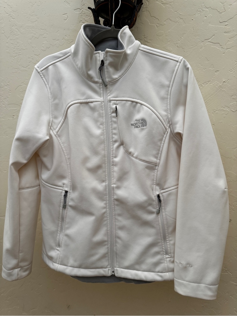 The North Face Women's White Softshell Utility Jacket